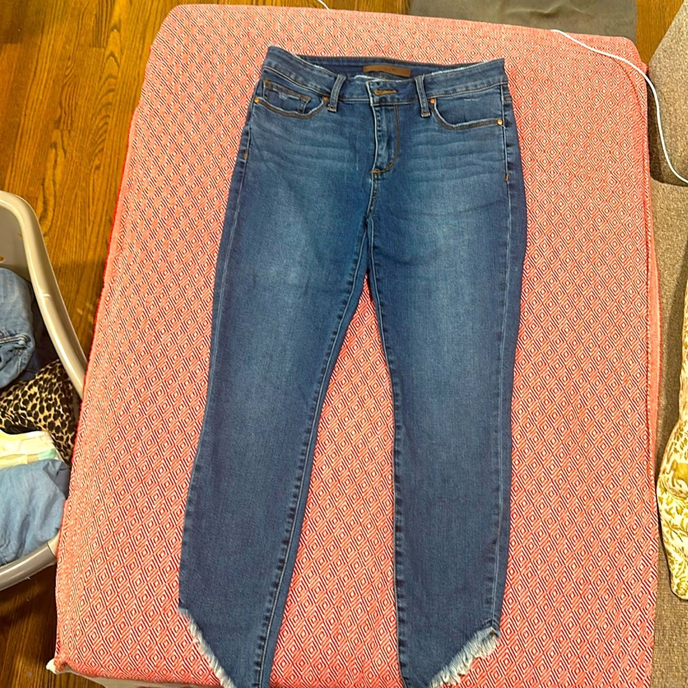 Joes jeans with angled ankle crop